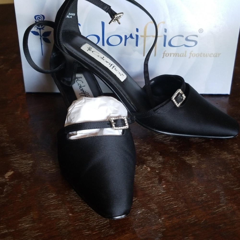 Colorific Black Silk T-Strap